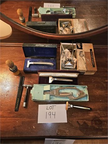 Vintage Razors, Hand Hair Clippers & More