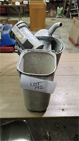 Vintage Galvanized Buckets & 1 & 2 qt Oil Cans