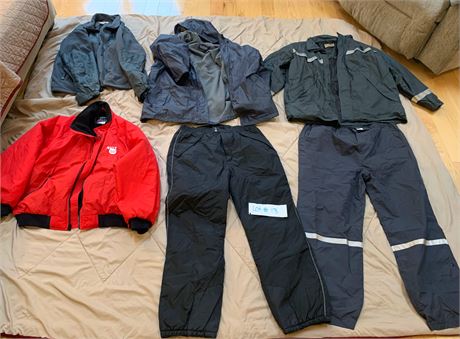 Women's XXL Raincoat/Weatherproof Snow Pants Lot 4 Coats, 2 Pants