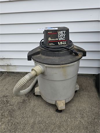 Craftsman Wet/Dry Vac 8 Gal 1.5hp