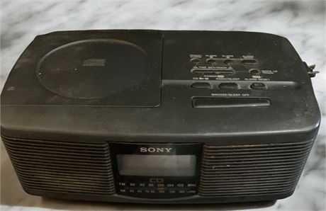 Sony CD Clock Radio Model ICF-CD810