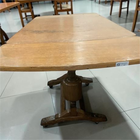 Oak Draw-Leaf Rolling Dining Table