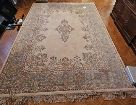 Kweilin Classic Decorator Rug Color Royal Kirman Pastel Tones