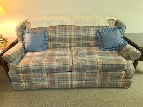 Country Blue & Beige Plaid Couch with Pull Out Bed