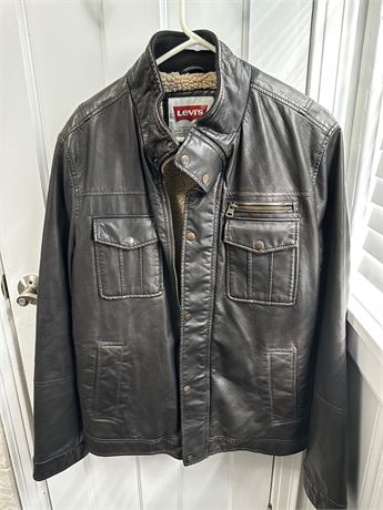 Levi Mens size Large Lined “Leather” like Jacket