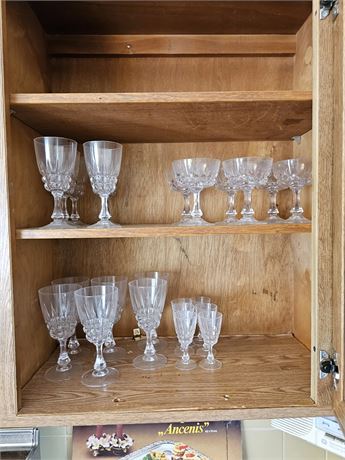 Cupboard Cleanout:Mixed Wine/Cherry & Champagne Glasses