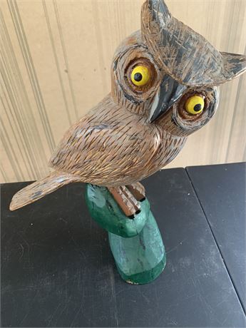 Vintage Hand Carved Wood Folk Art Owl By Ken Nassau Dated 1983 15 Inches Tall