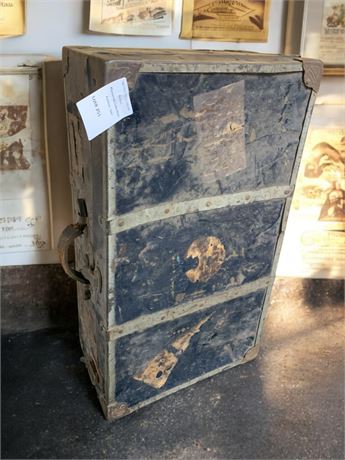 Antique Military Trunk Foot Locker Storage Chest From WWII