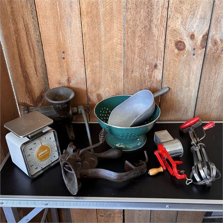 Antique & Vintage Kitchen Lot