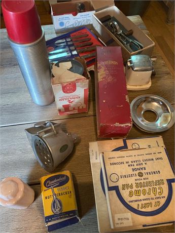 Quackenbush Vindex Nutcracker, Famous De Luxe Stainless Steel Knife Set & More