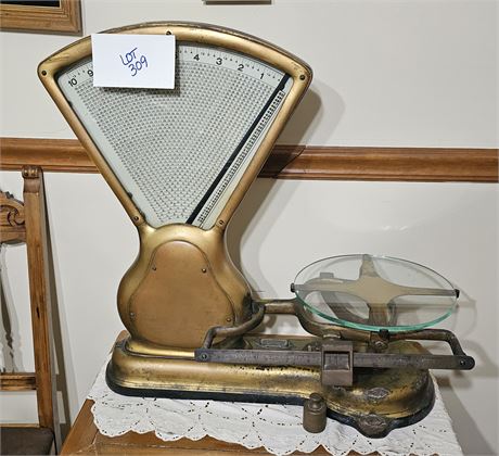 Antique Store Scale