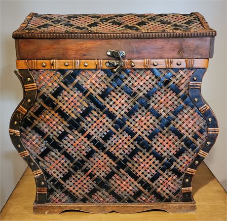 Decorative Wicker Chest