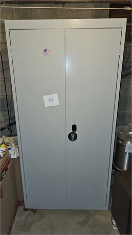 Large Metal Storage Cabinet w/ Lock