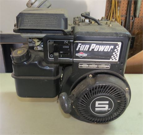 Briggs & Stratton 5HP Small Engine