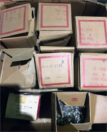 Dot Fastener Company White Front Fastener Plug Lot