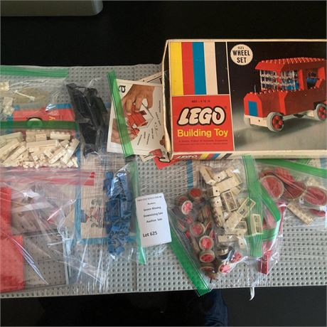 Vintage Lego Lot - 021 Wheel Set By Samsonite (Incomplete) & Misc Lego Pieces