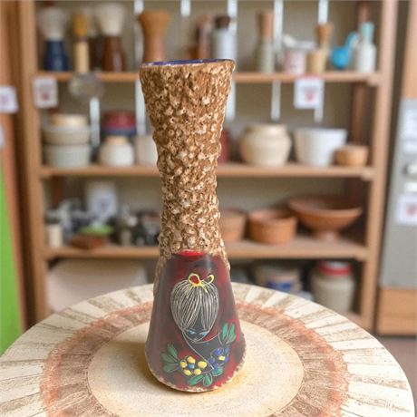 San Marino Pottery Company Italy Fat Lava Ceramic Vase W/Girl & Flower Accents