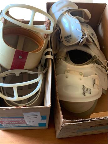 Kids Football Helmet & Shoulder Pad Lot (Set of 2)