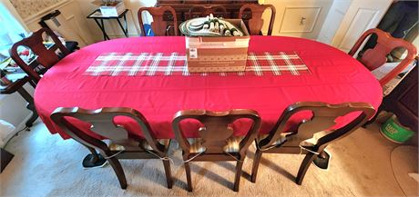 Broyhill Dining Room Table