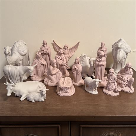 1970's Holland Mold 18-Piece Ceramic Nativity Set - 7"T Standing Camels