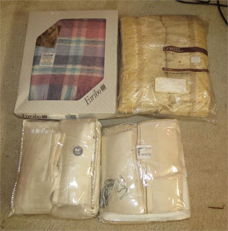 Linens: Drapes, Throw