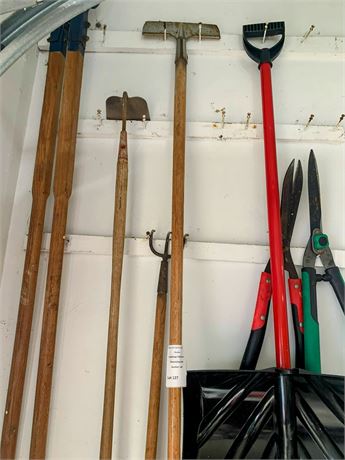 Yard/Lawn Tools, Shovels & More