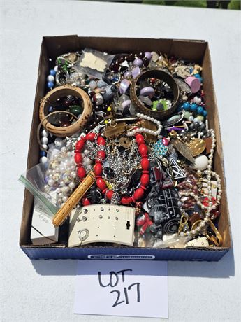 Flat Full Of Mixed Costume Jewelry Maker, Style & Color Vary- Necklaces