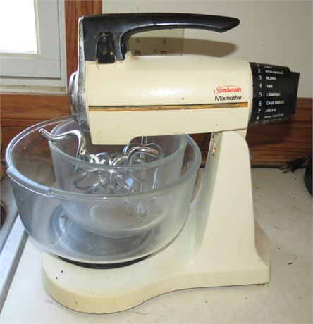 Sunbeam Stand Mixer