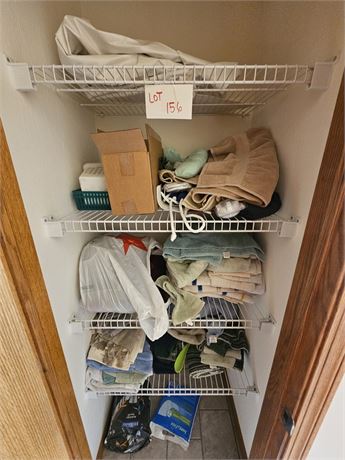 Closet Cleanout- Towels, Hand Towels, Sheets & More