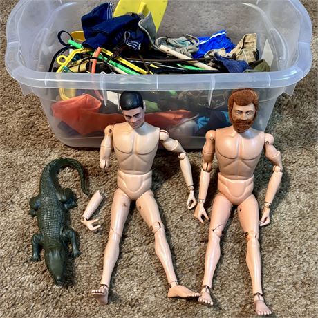 Vintage G.I. Joe 12" Action Figures (Japanese, Adv. Team) & Mixed Accessories