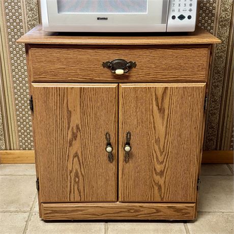 Rolling Kitchen Cabinet - 28.25 x 19.5 x 31"T
