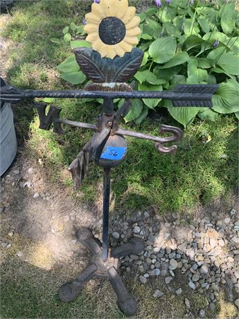 Cast Iron Black Metal Sunflower Weathervane Stand