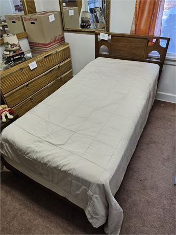 Single Bed with Wood Headboard