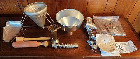 Vintage Kitchen Items