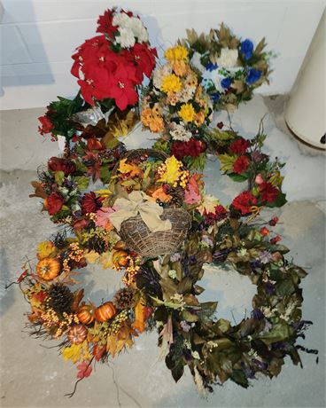 Wreaths & Artificial Flowers