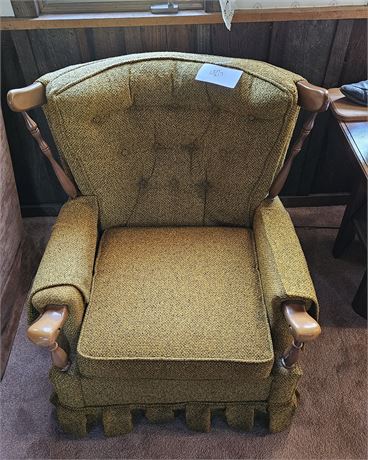 VINTAGE WOOD FRAME SWIVEL ROCKER