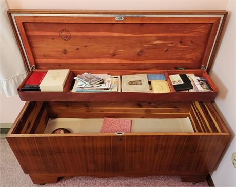 Roos Cedar Chest