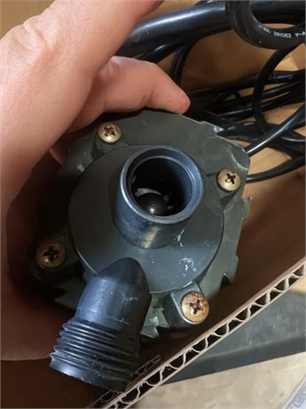 Cover-Care Model 500 Submersible Pool Cover Pump