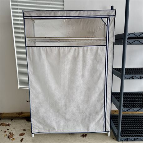 Portable Zippered Fabric Wardrobe Clothing Storage