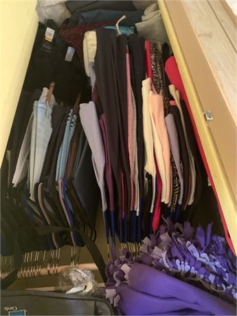 Women's Clothing Closet Clean Out - Plus Sizes