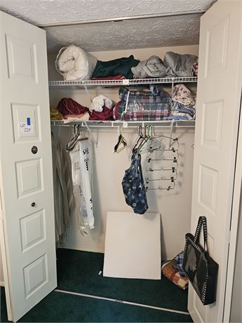 Closet Cleanout:Blankets/Sheets/Hangers & More