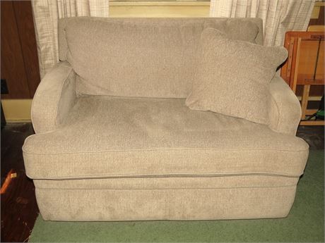 La-Z-Boy Sleeper Love Seat