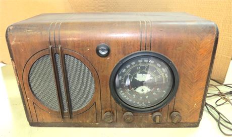 Firestone Air Chief Shortwave Radio