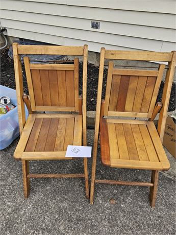 (2) Vintage Wood Folding Chairs