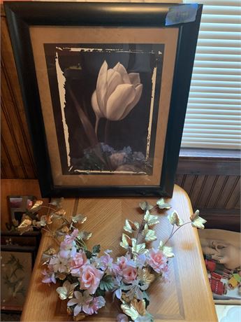 Vintage Floral Gold Tone Metal Wall Hangings & Tulip Framed Wall Art