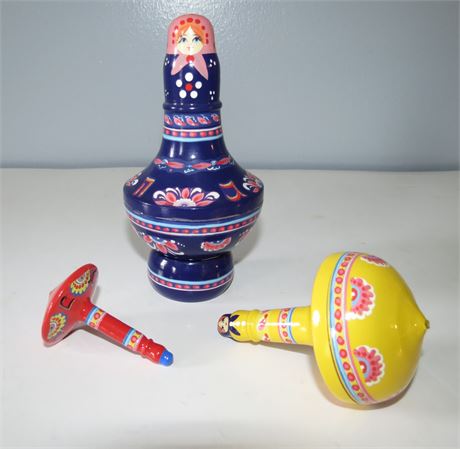 Russian Nesting Doll Dreidel Set