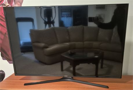 48" Samsung TV