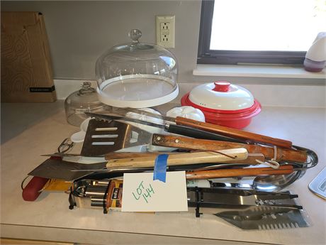 Mixed Kitchen Lot:Lidded Cake Plate/Grilling Tools/Microwave Cooker Pot & More