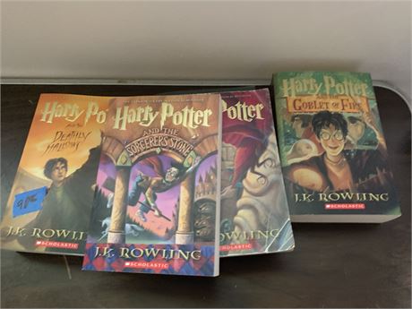 Scholastic Harry Potter Book Lot of 4