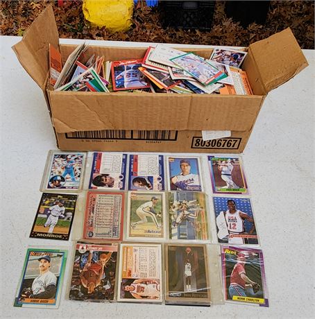 Mixed Lot of Sports Cards